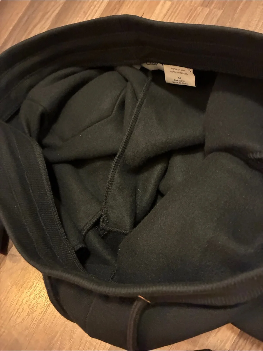 Men's Modern Black Slim Fit Joggers With Zipper Side Pockets- NWT